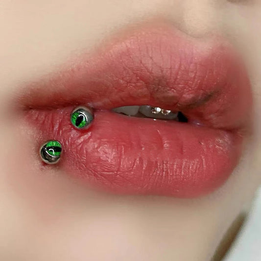 Gothic Cat's Eye Lip Ring Horseshoe Ring